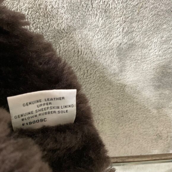 UGG Australia Women's Classic Tall Sheepskin Boots Brown Size 8 Style 5815 * - Picture 8 of 13